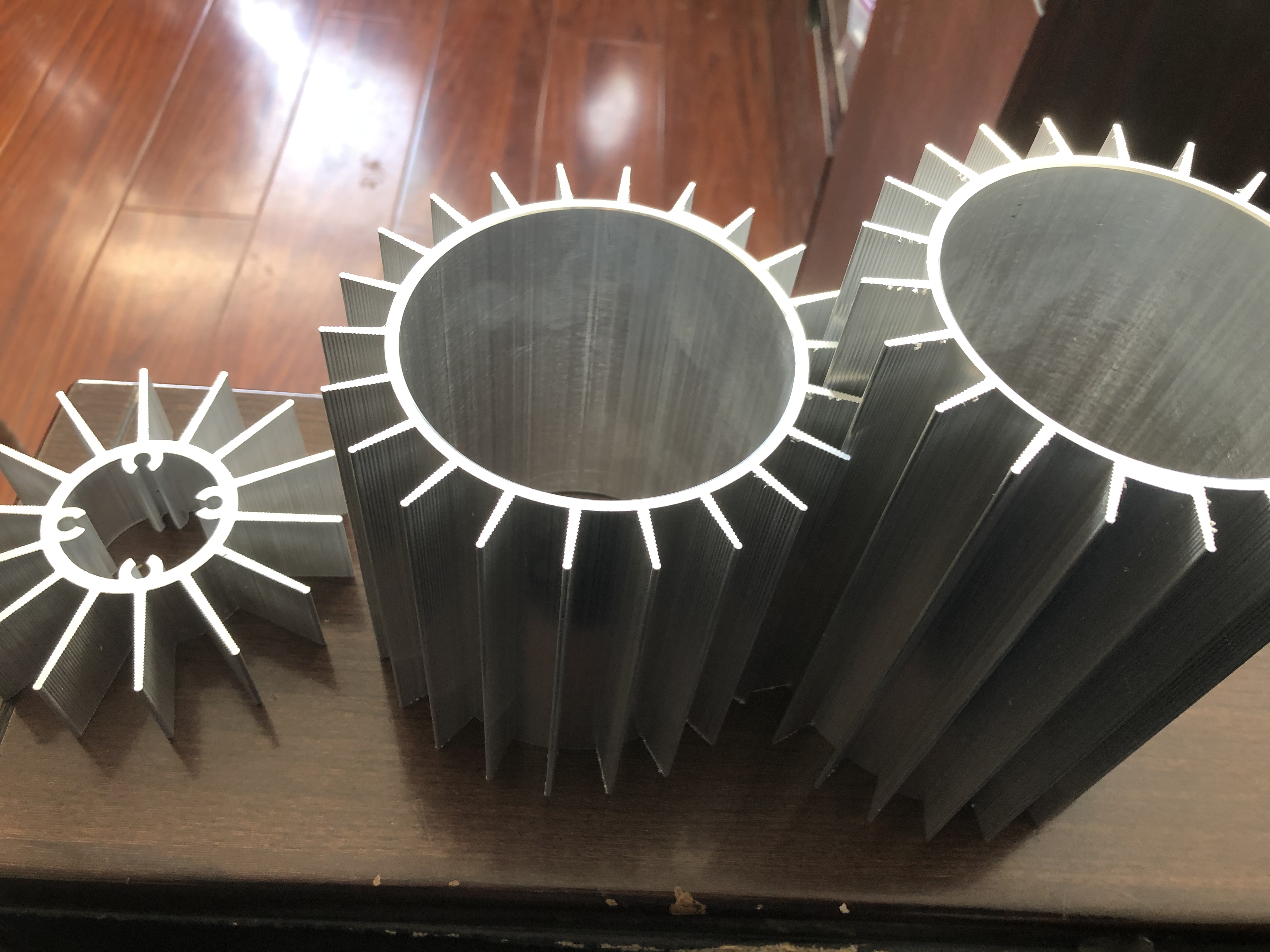 電機殼鋁型材，電機葉片型材